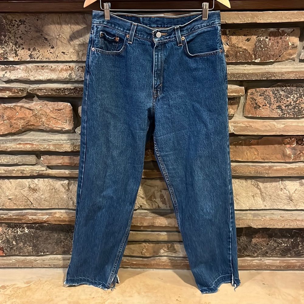 Vintage 2000 Levi's 560 Loose Fit Straight Leg Raw Hem Jeans